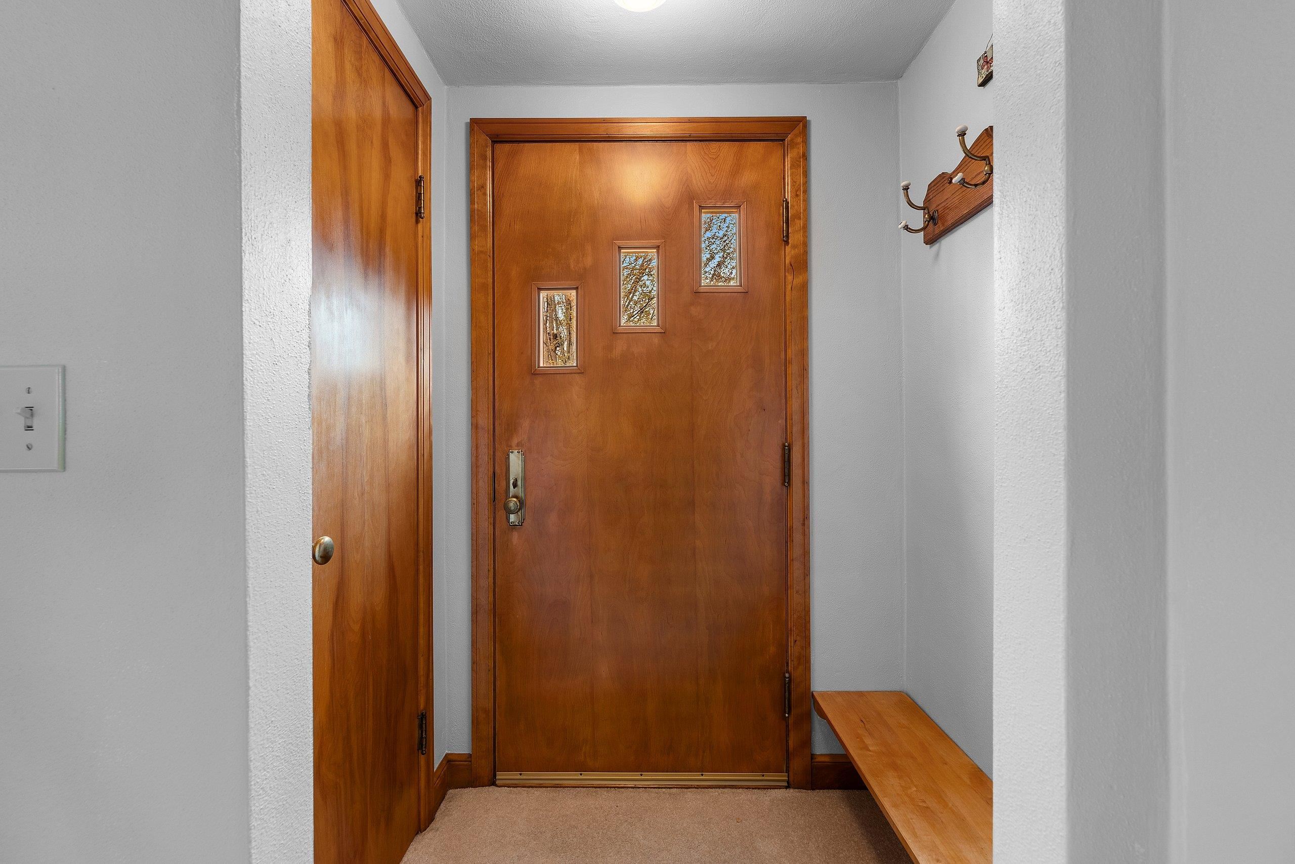 2301 Carleton Avenue Appleton, WI 54915 - Photo 4 of 78