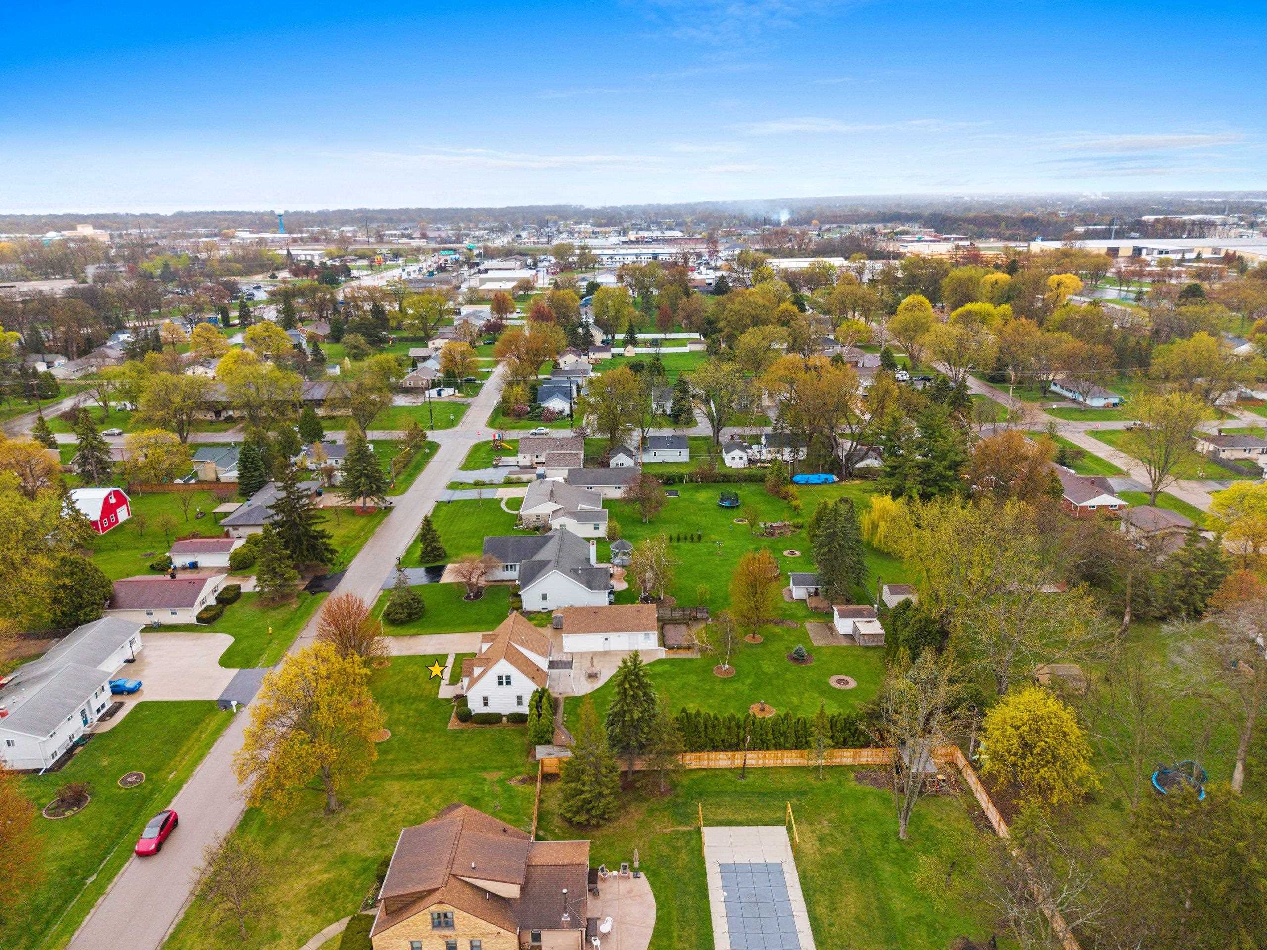 2301 Carleton Avenue Appleton, WI 54915 - Photo 73 of 78