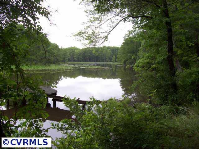 8443 Hicks Island Road Lanexa, VA 23089 - Photo 2 of 4 Gallery Image 2