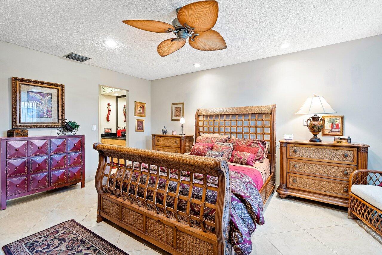 10904 Waterberry Court Boca Raton, FL 33498 - Photo 16 of 37 Primary Bedroom