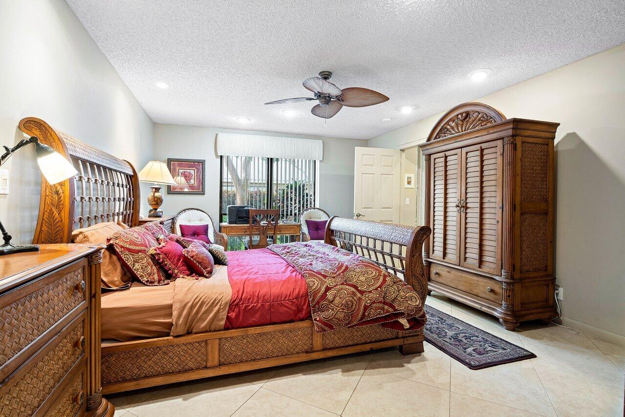10904 Waterberry Court Boca Raton, FL 33498 - Photo 17 of 37 Primary Bedroom