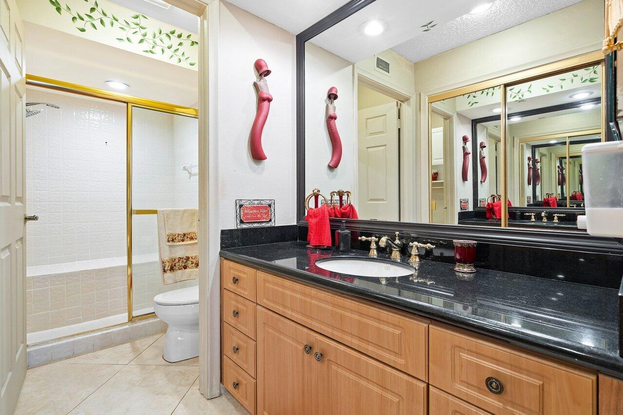 10904 Waterberry Court Boca Raton, FL 33498 - Photo 18 of 37 Primary Bath
