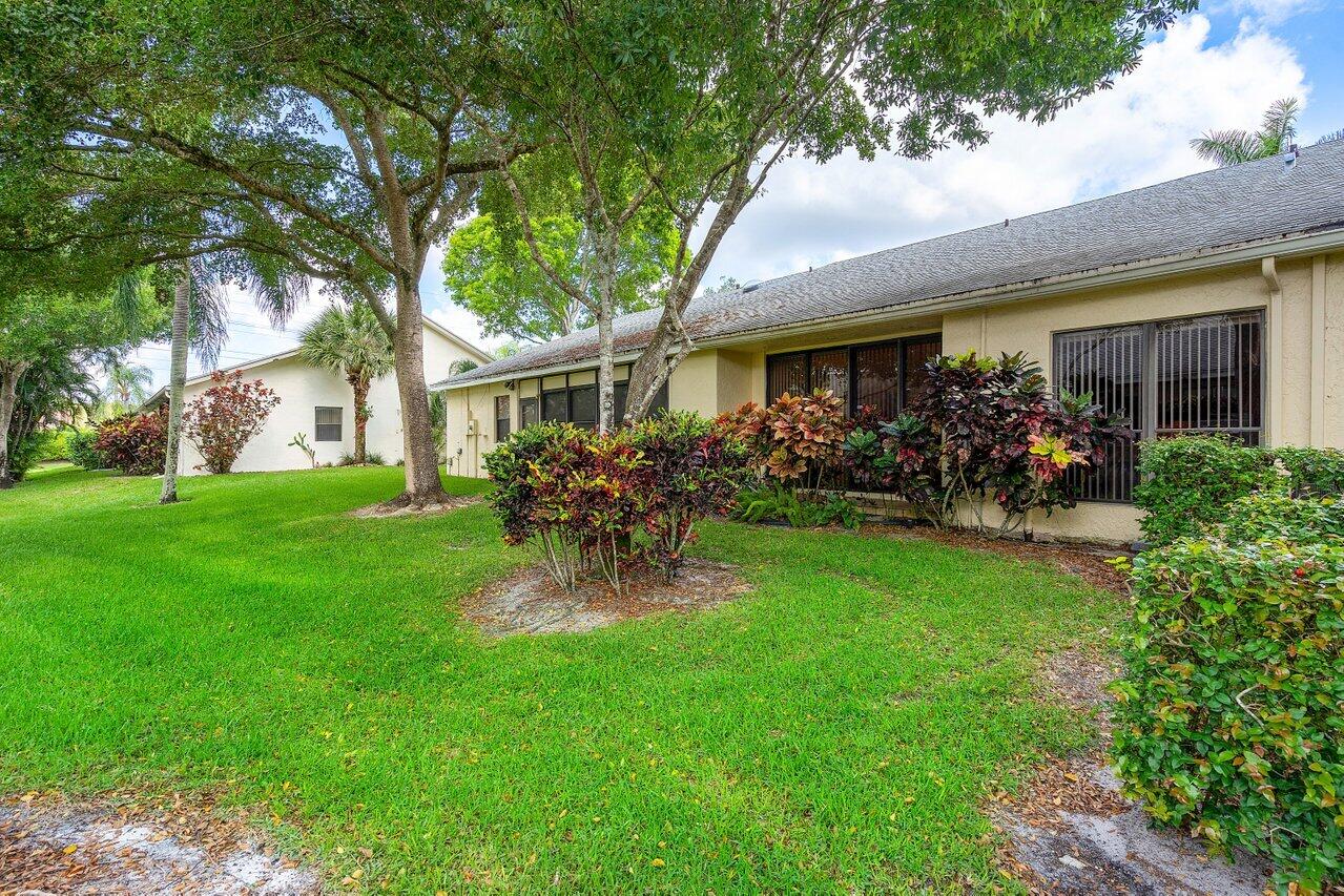10904 Waterberry Court Boca Raton, FL 33498 - Photo 24 of 37 Exterior Back