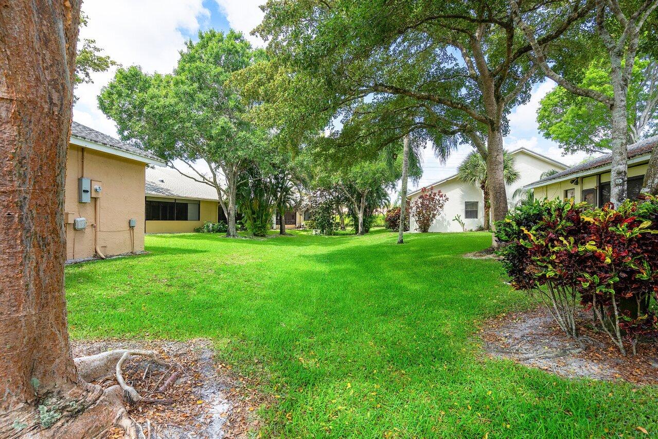 10904 Waterberry Court Boca Raton, FL 33498 - Photo 25 of 37 Exterior Back