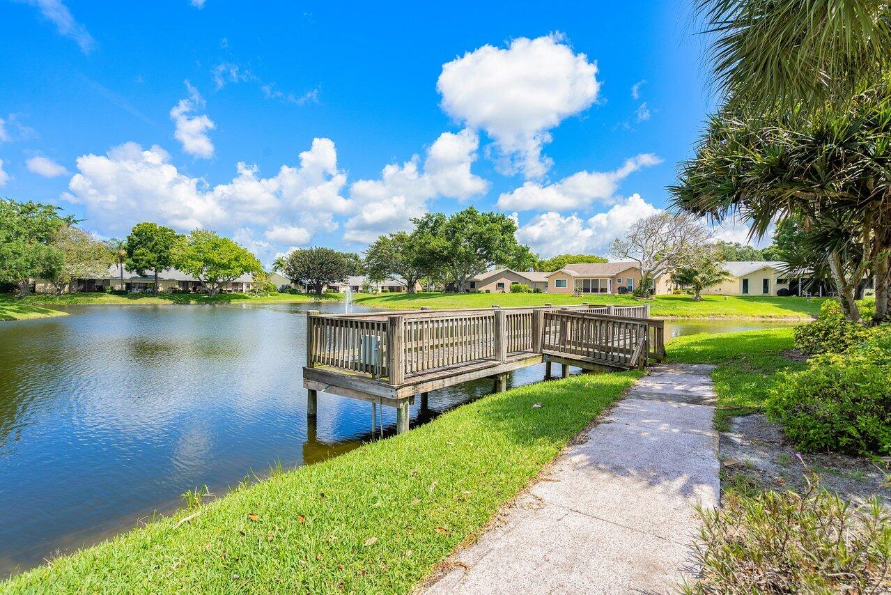 10904 Waterberry Court Boca Raton, FL 33498 - Photo 33 of 37 Clubhouse/Deck