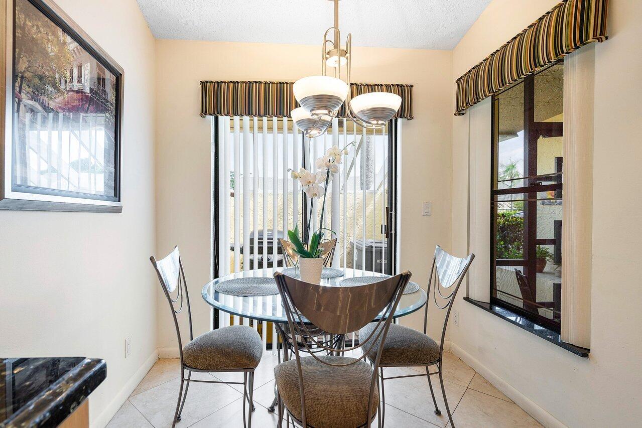 10904 Waterberry Court Boca Raton, FL 33498 - Photo 8 of 37 Breakfast Nook