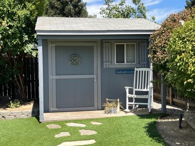 1278 Nelson Boulevard Selma, CA 93662 - Photo 12 of 14 a view of outdoor space yard and porch