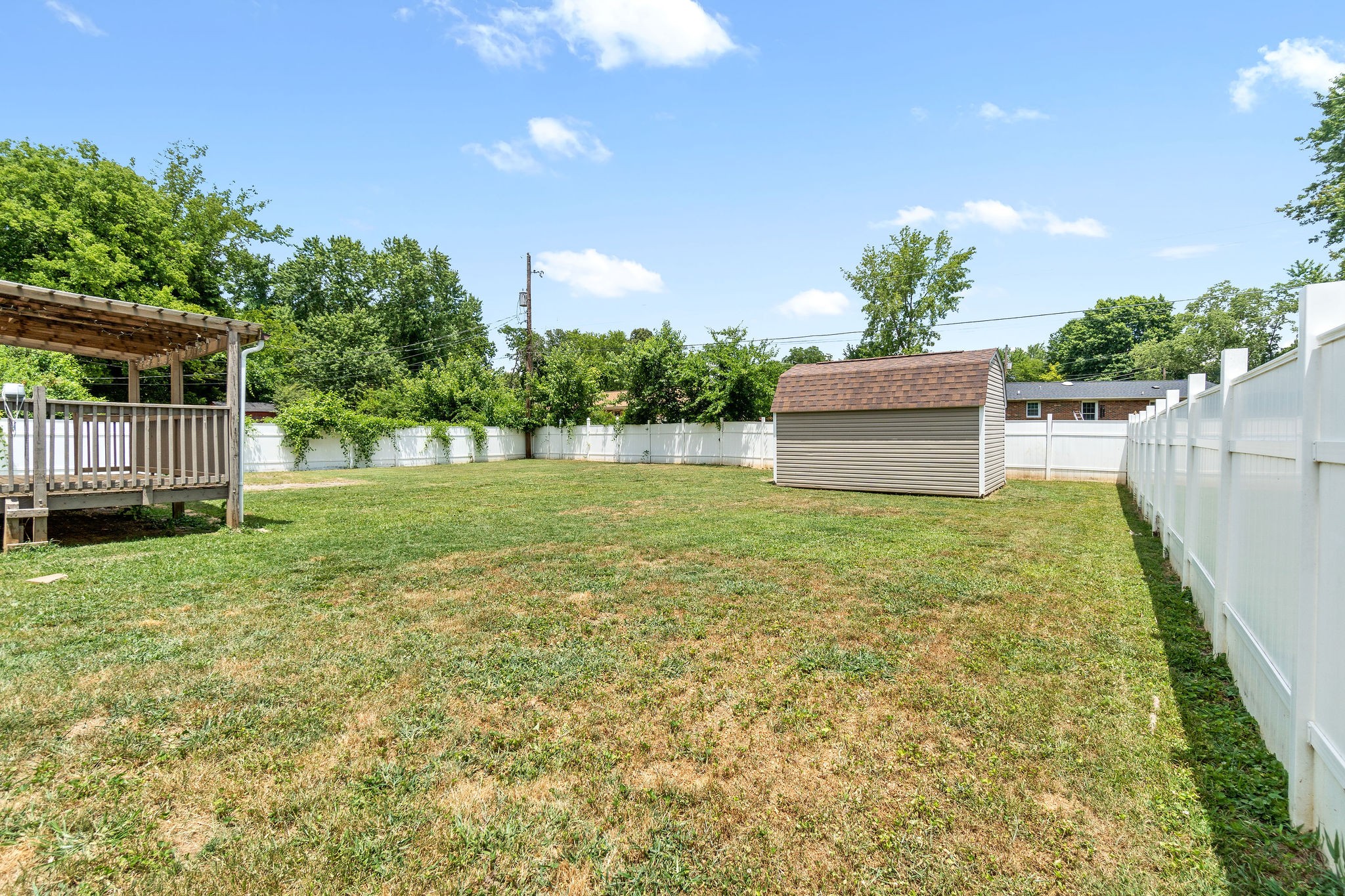 573 Lafayette Road Clarksville, TN 37042 - Photo 31 of 31 a garden view