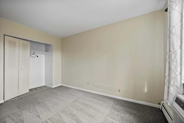 $185,000 | 1311 South Finley Road, Unit 416, Lombard, IL 60148