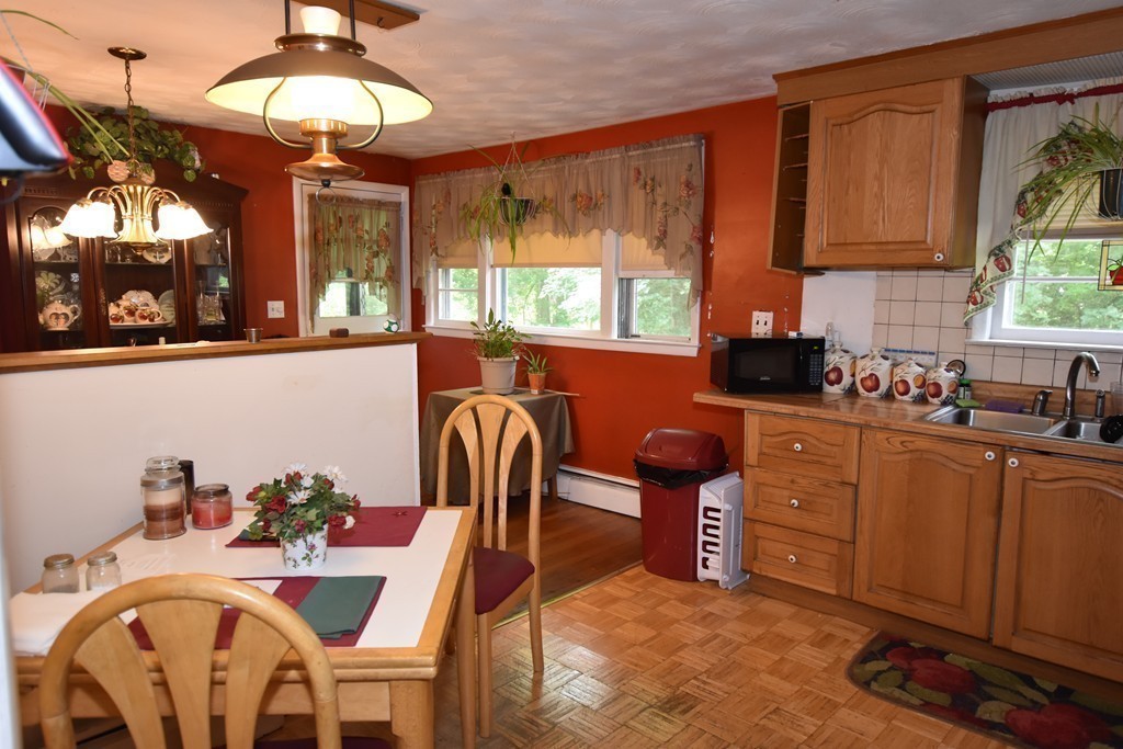 14 Sarah Street Burlington, MA 01803 - Photo 11 of 25