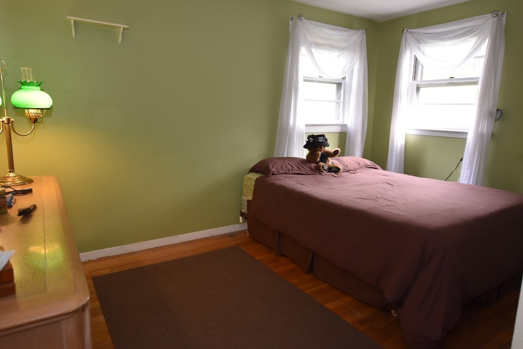 14 Sarah Street Burlington, MA 01803 - Photo 17 of 25