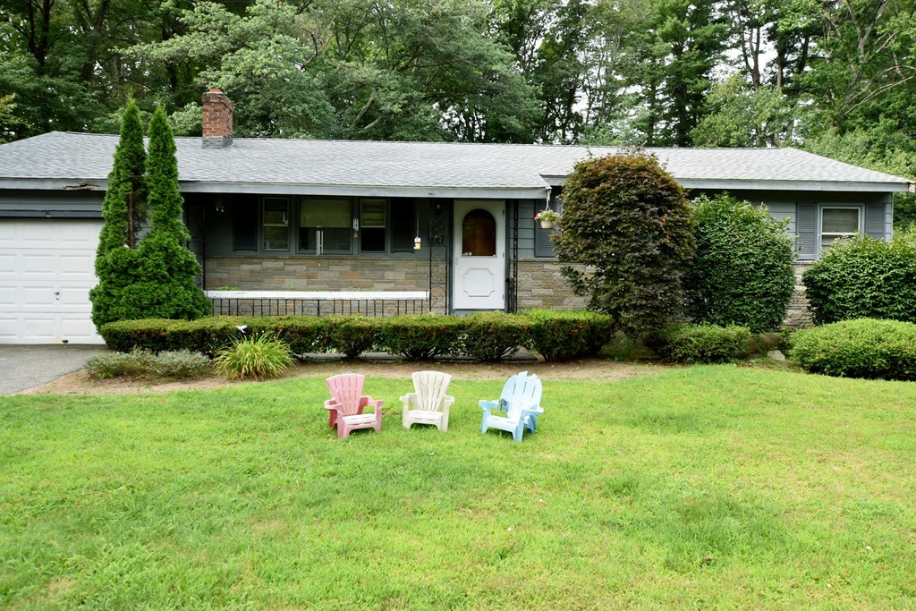 14 Sarah Street Burlington, MA 01803 - Photo 2 of 25