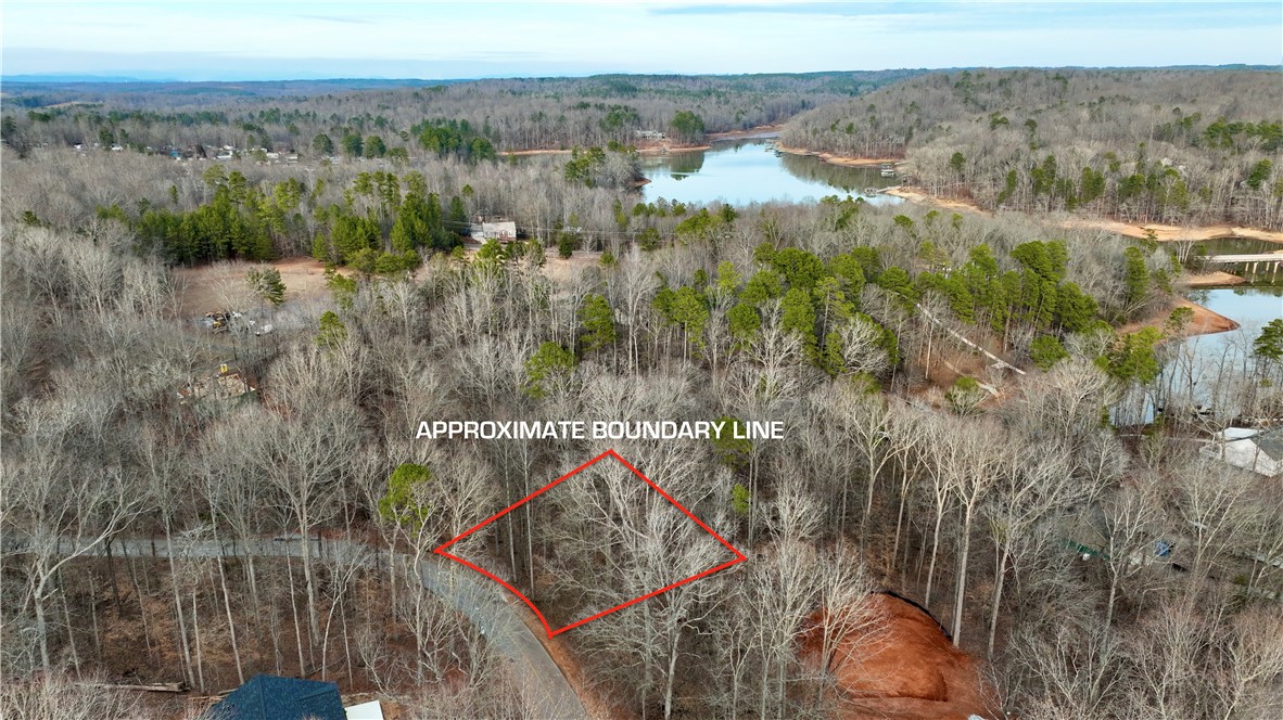 307 Hickory Trail Westminster, SC 29693 - Photo 2 of 10