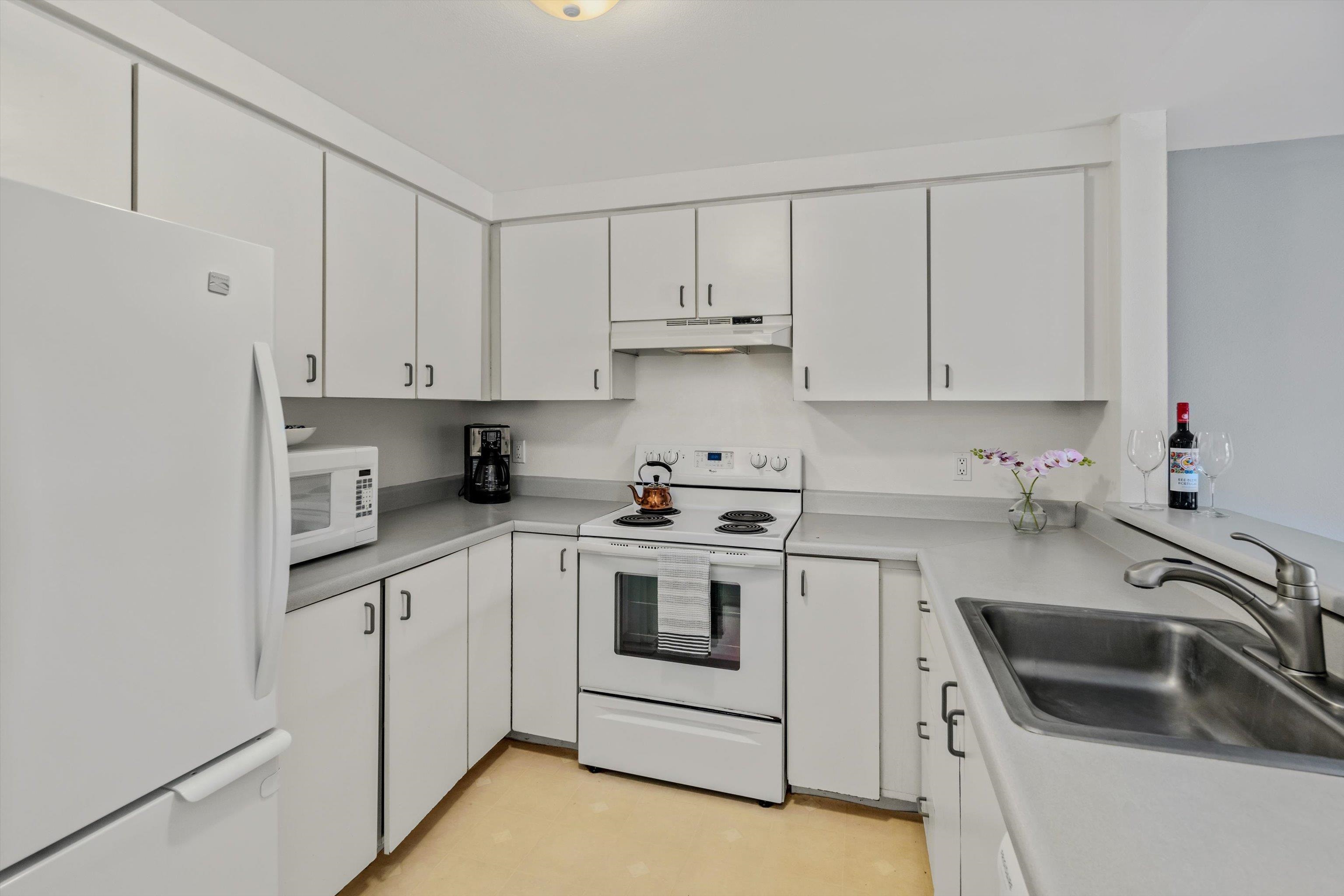 2747 South Kihei Road, Unit E308 Kihei, HI 96753 - Photo 6 of 37