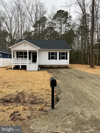 $374,900 | 921 Jackson Street, Colonial Beach, VA 22443