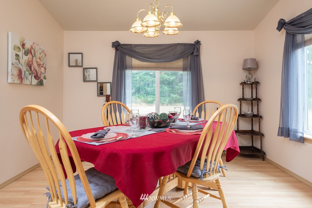 13245 Reo Road Southeast Rainier, WA 98576 - Photo 5 of 23 Gallery Image 5