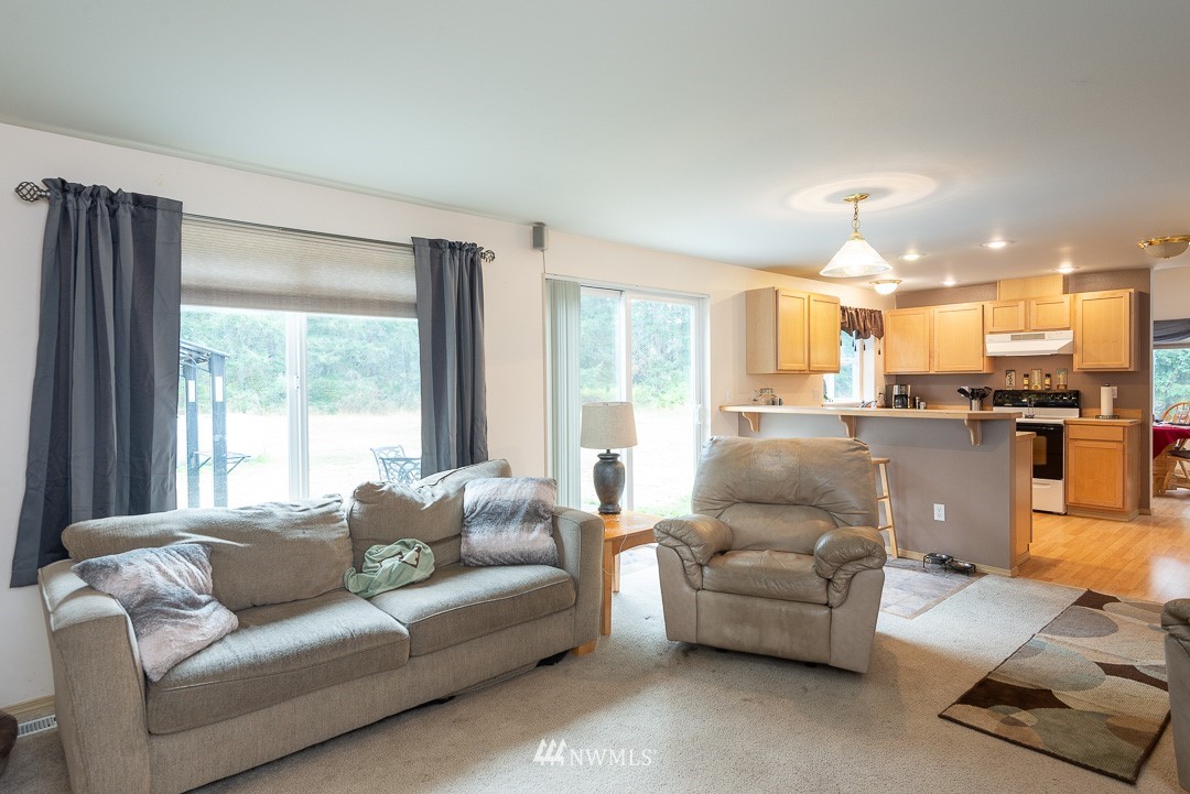 13245 Reo Road Southeast Rainier, WA 98576 - Photo 9 of 23 Gallery Image 9