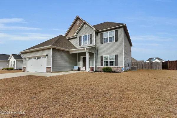 $425,000 | 1004 Spot Circle, New Bern, NC 28562