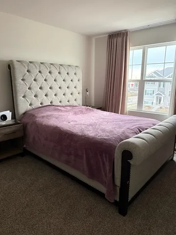 $3,200 | 2008 Yellowstone Boulevard, Unit 2008, Mundelein, IL 60060