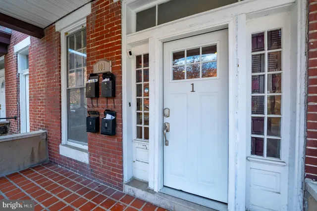 $1,500 | 101 East 33rd Street, Unit 1, Baltimore, MD 21218