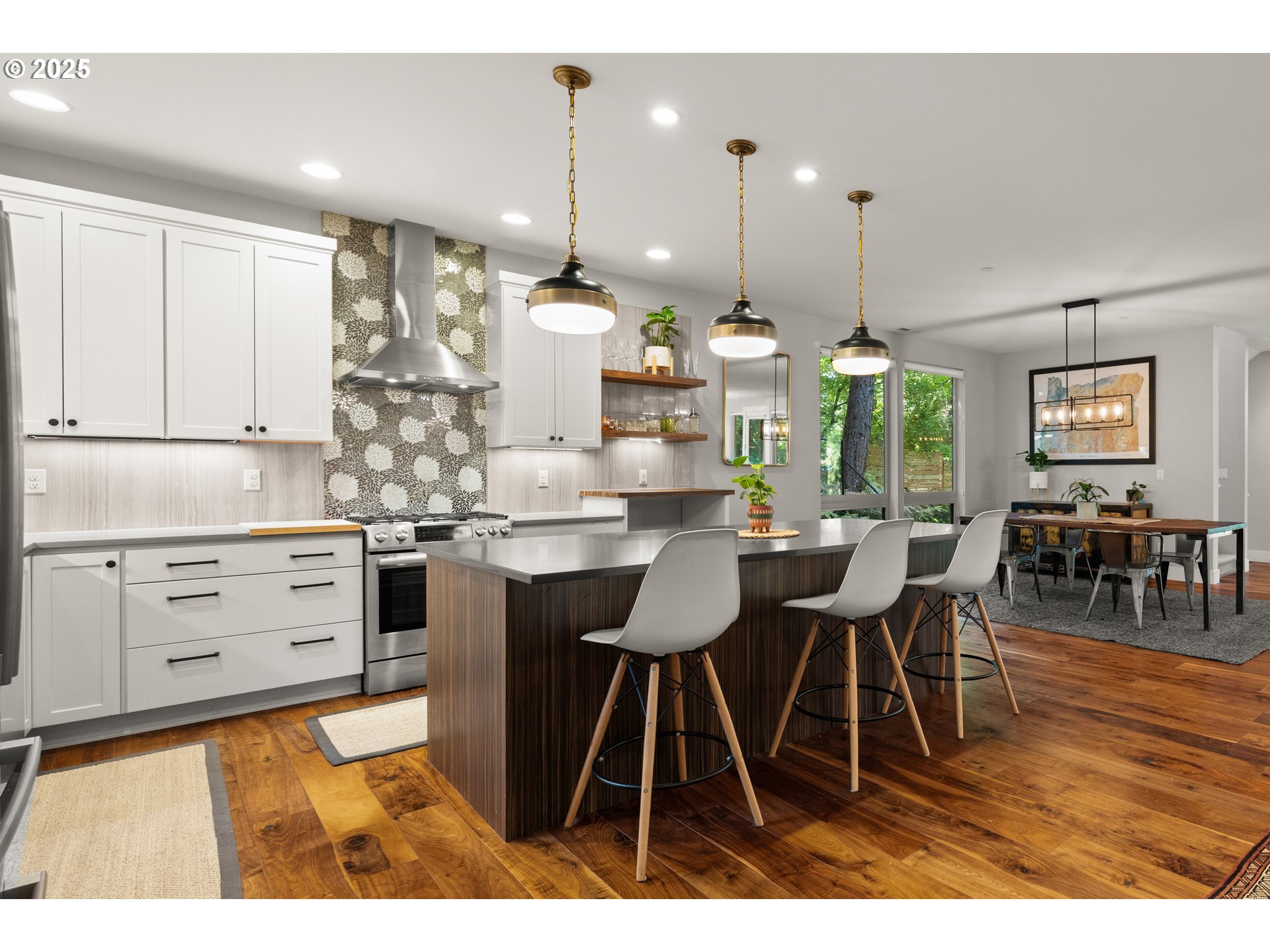 3344 Southwest Palatine Street Portland, OR 97219 - Photo 15 of 47