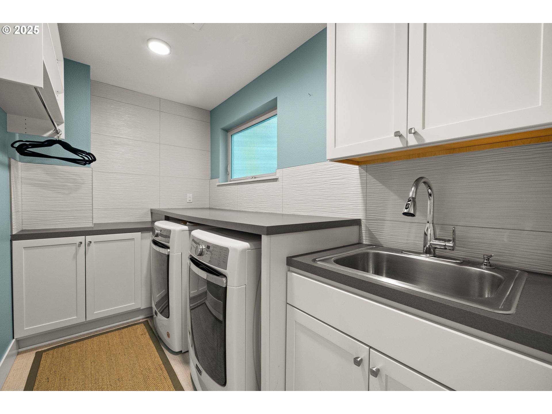 3344 Southwest Palatine Street Portland, OR 97219 - Photo 22 of 47