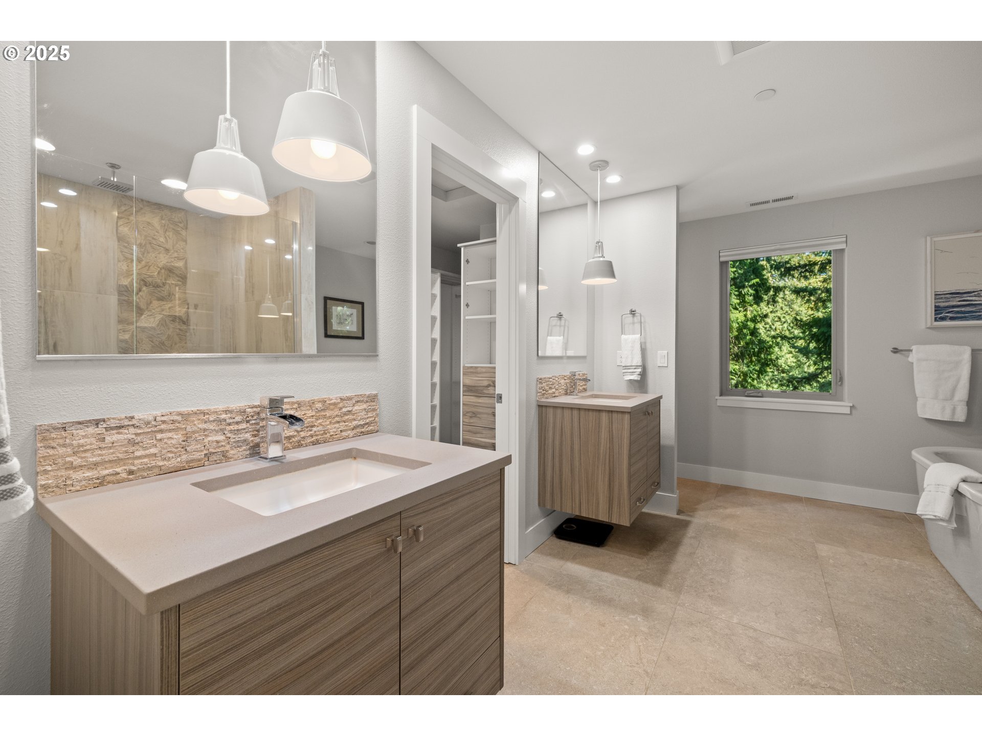 3344 Southwest Palatine Street Portland, OR 97219 - Photo 29 of 47