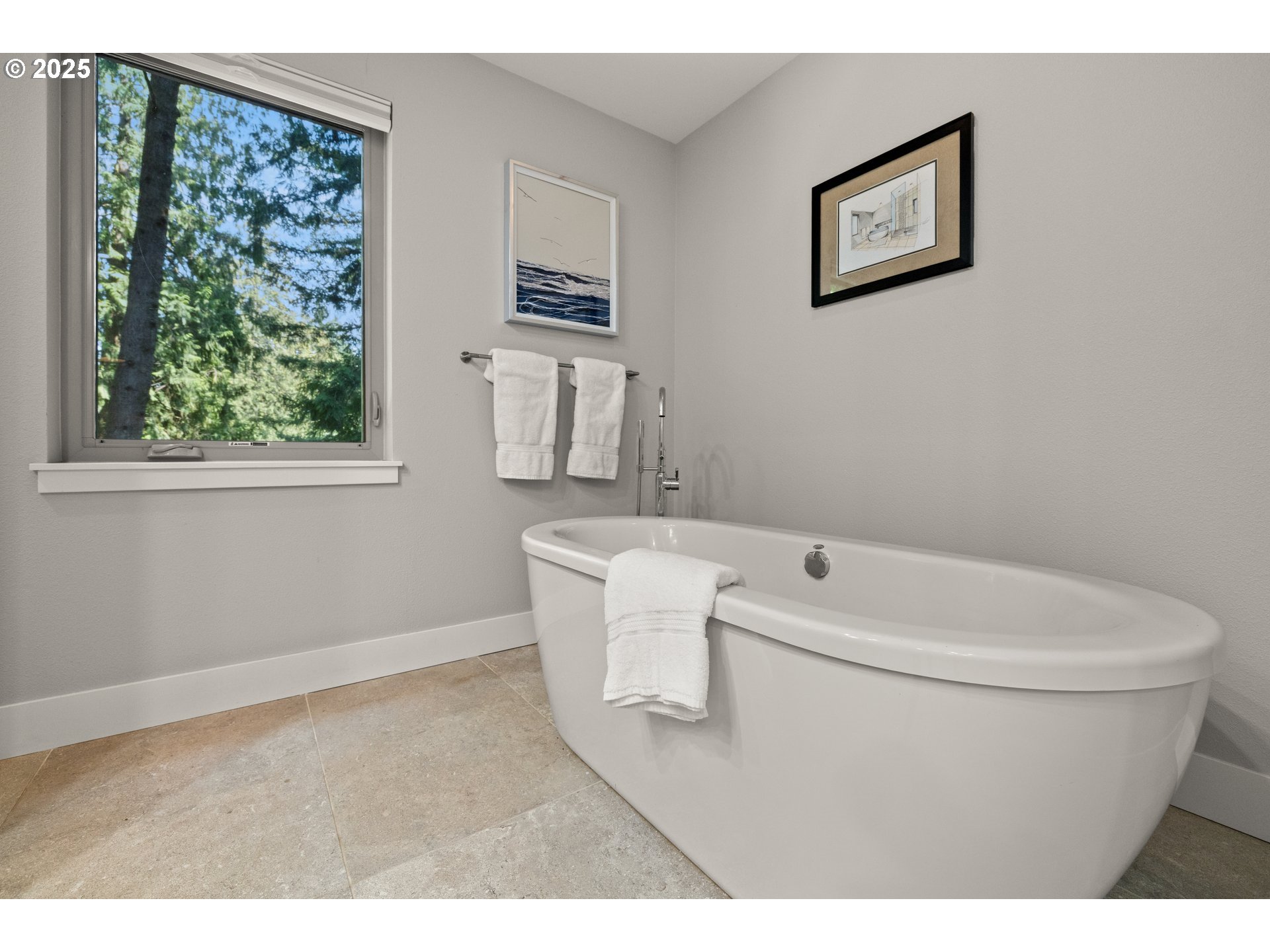 3344 Southwest Palatine Street Portland, OR 97219 - Photo 31 of 47