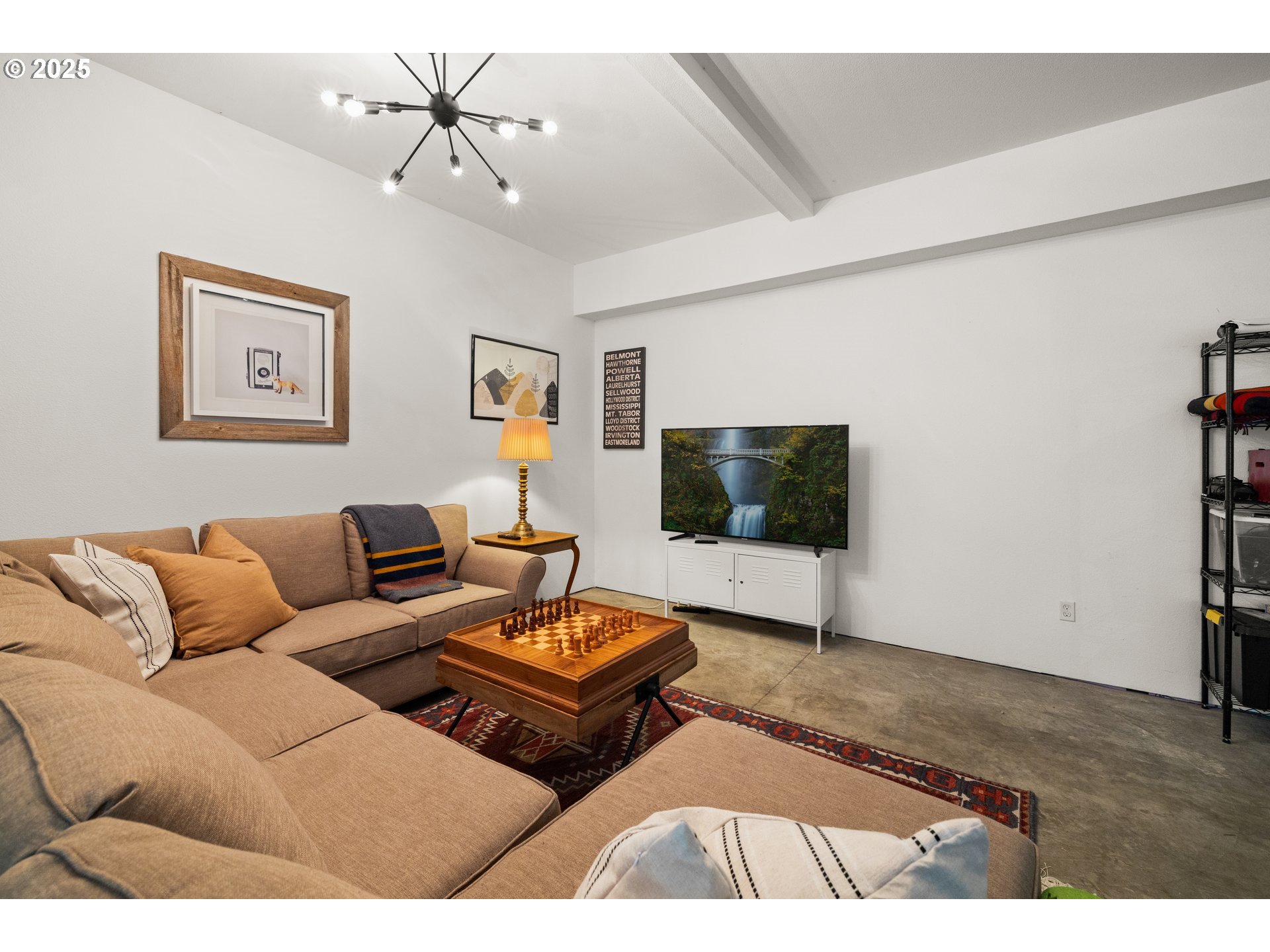 3344 Southwest Palatine Street Portland, OR 97219 - Photo 33 of 47