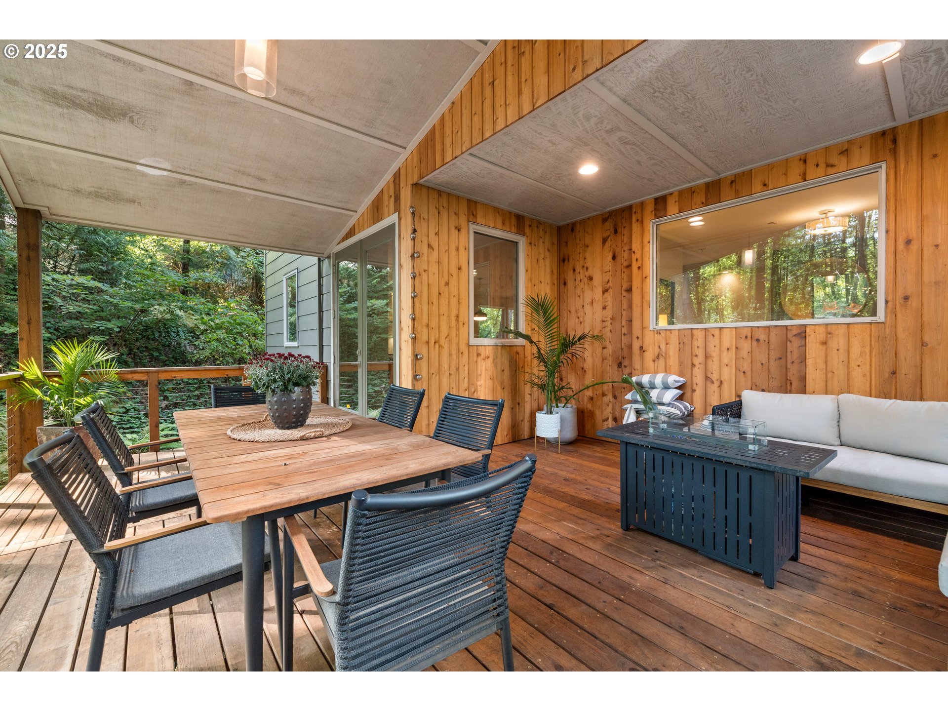 3344 Southwest Palatine Street Portland, OR 97219 - Photo 39 of 47