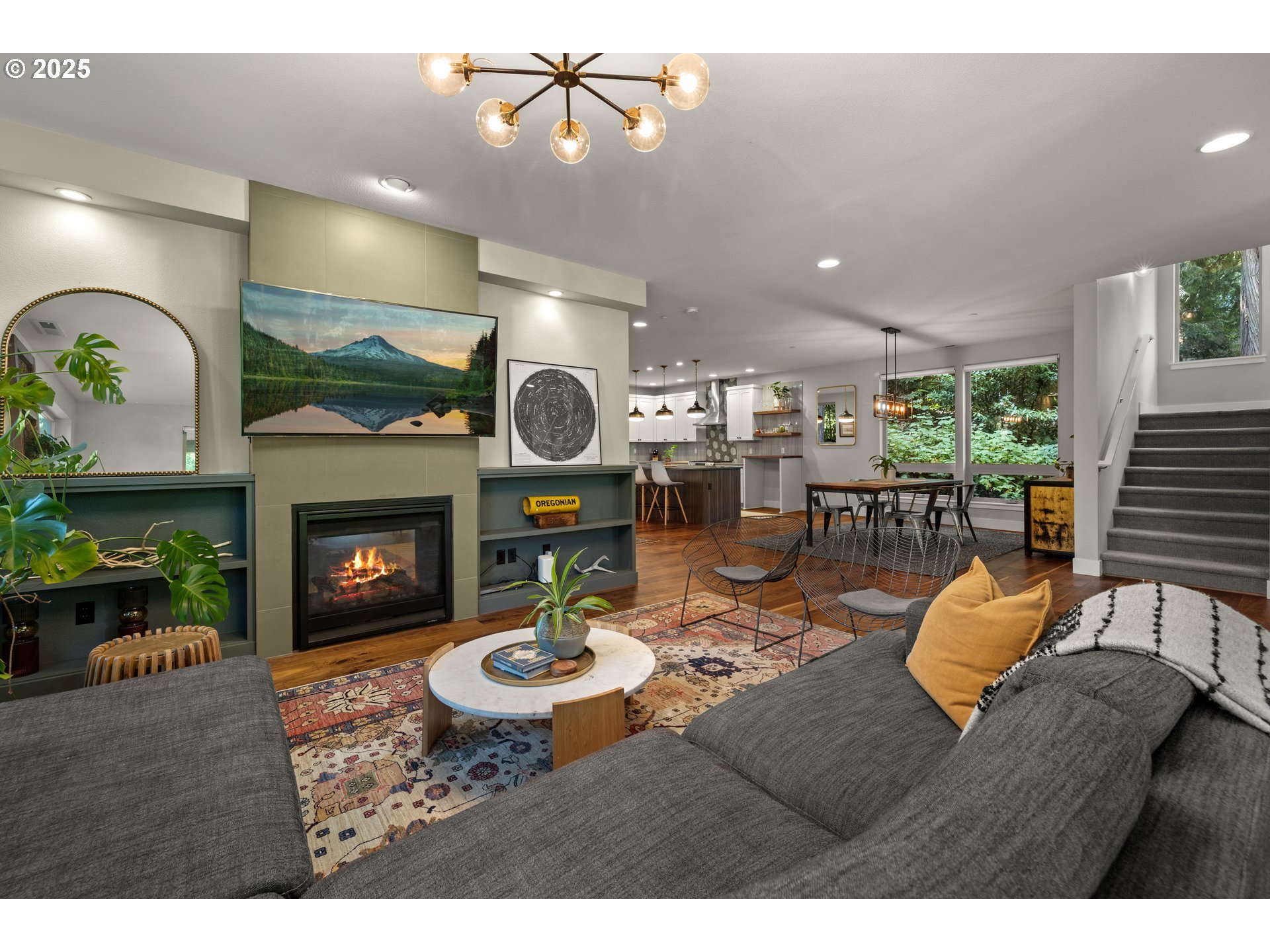 3344 Southwest Palatine Street Portland, OR 97219 - Photo 8 of 47