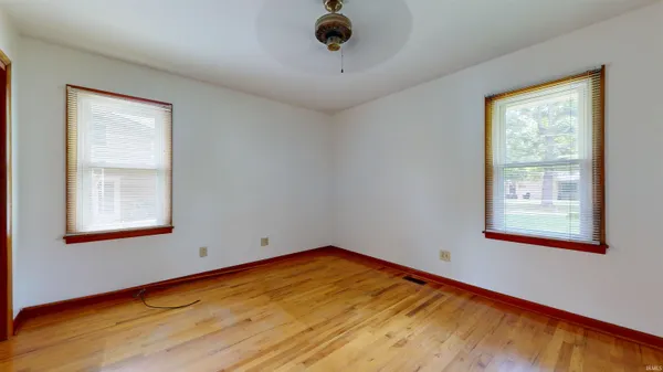 $210,000 | 1914 North Thomas Avenue, Evansville, IN 47711