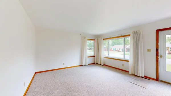 $210,000 | 1914 North Thomas Avenue, Evansville, IN 47711