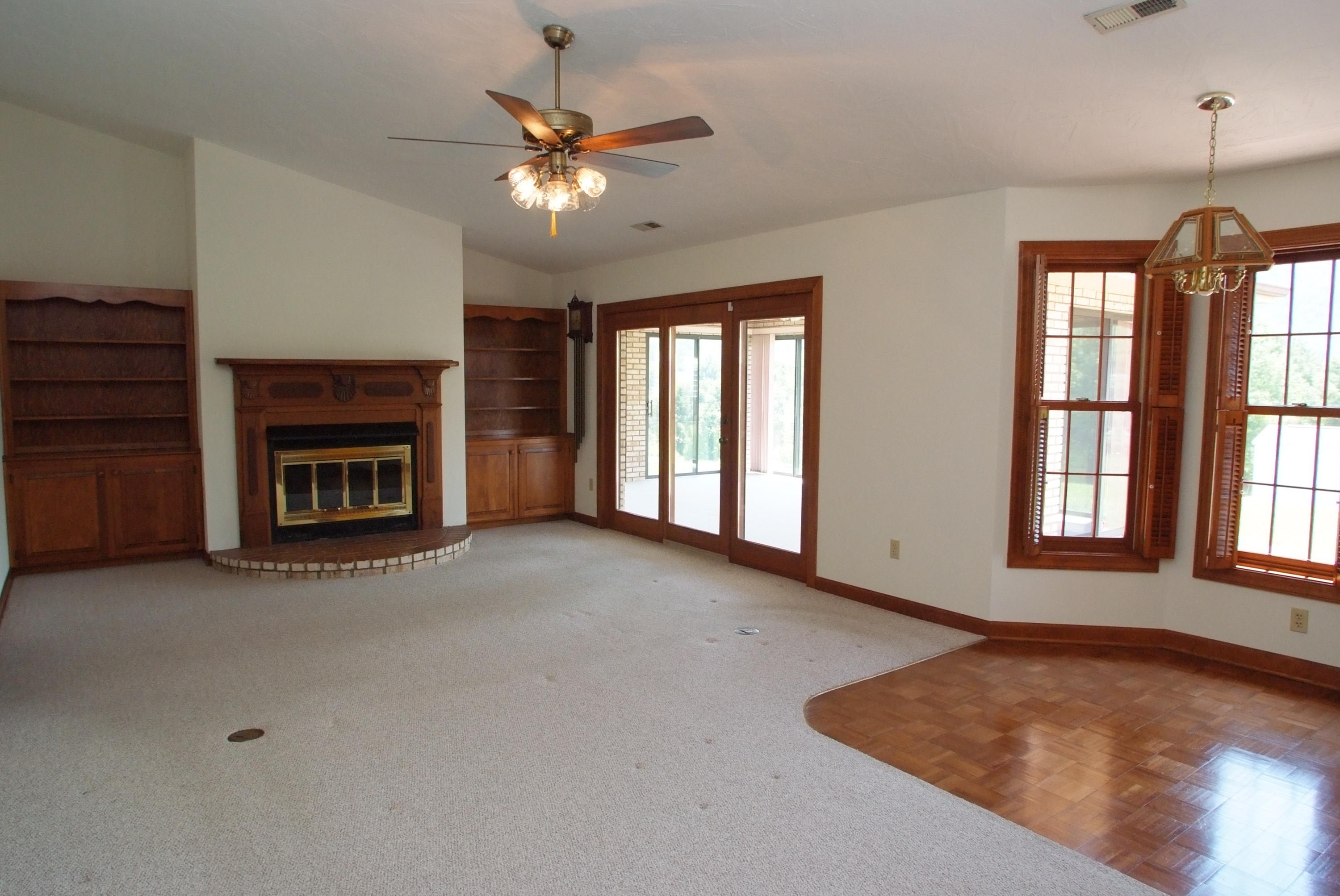 4631 Rte 1094 Roanoke, VA 24012 - Photo 11 of 21 INTERIOR
