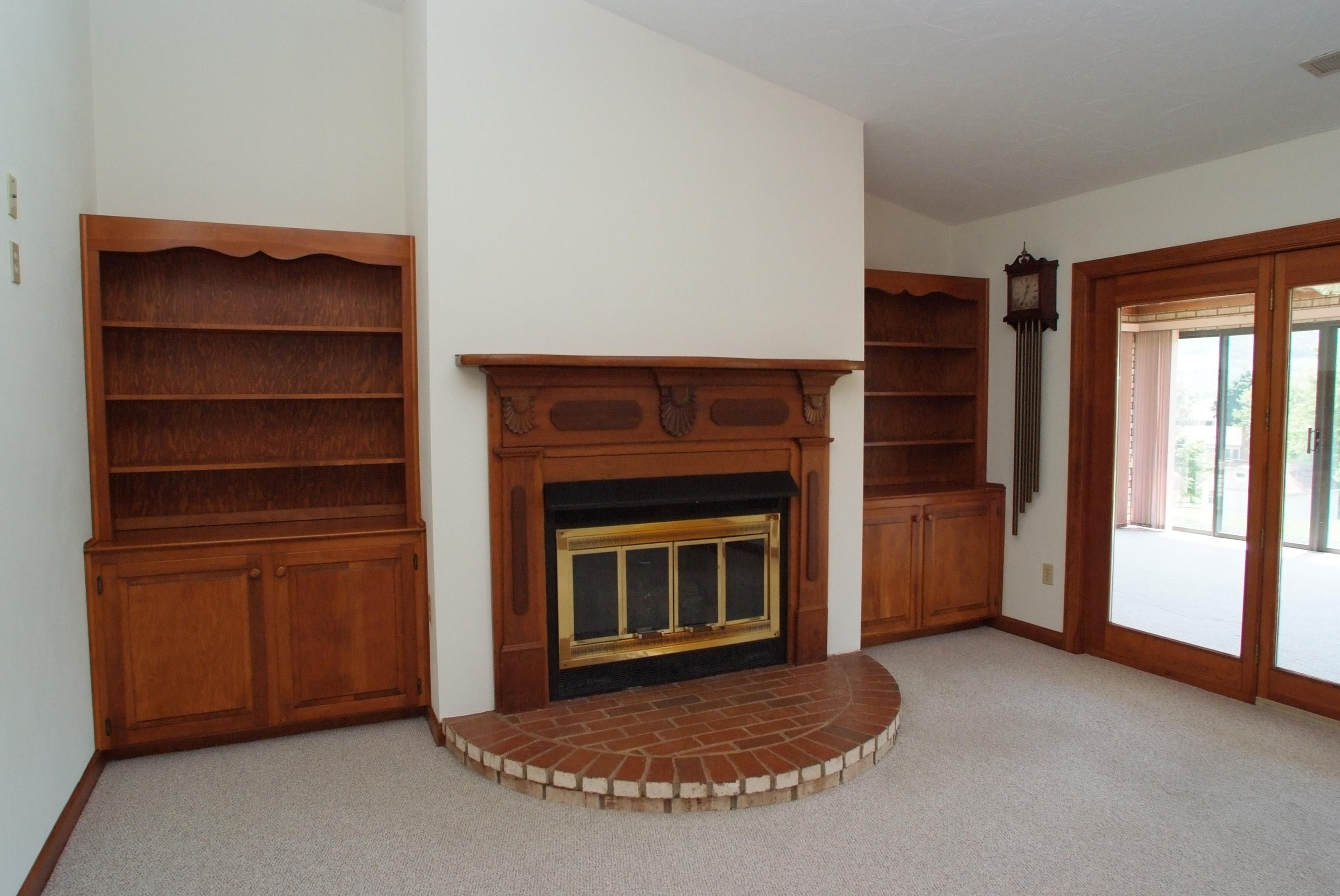 4631 Rte 1094 Roanoke, VA 24012 - Photo 13 of 21 INTERIOR