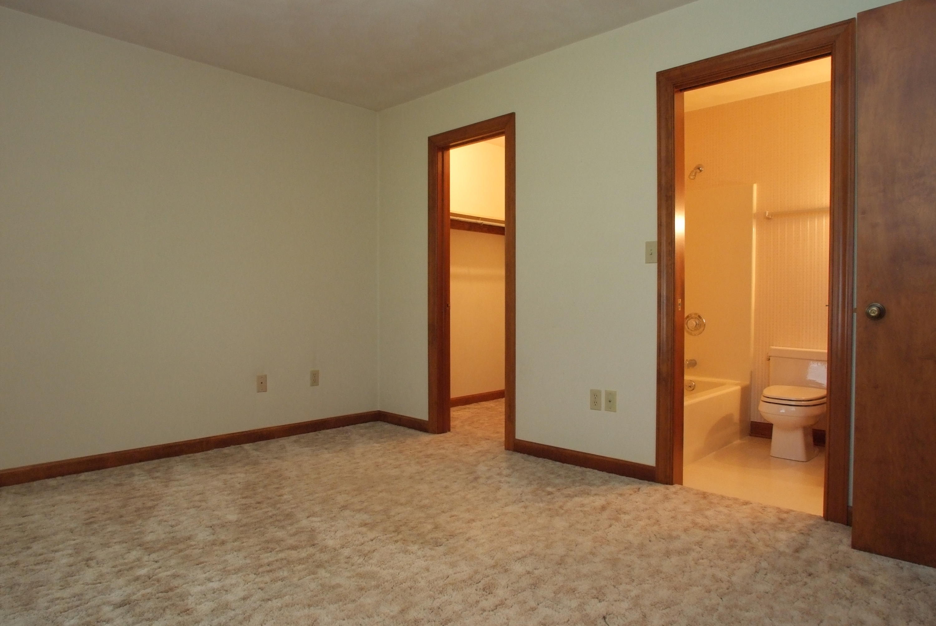 4631 Rte 1094 Roanoke, VA 24012 - Photo 17 of 21 INTERIOR