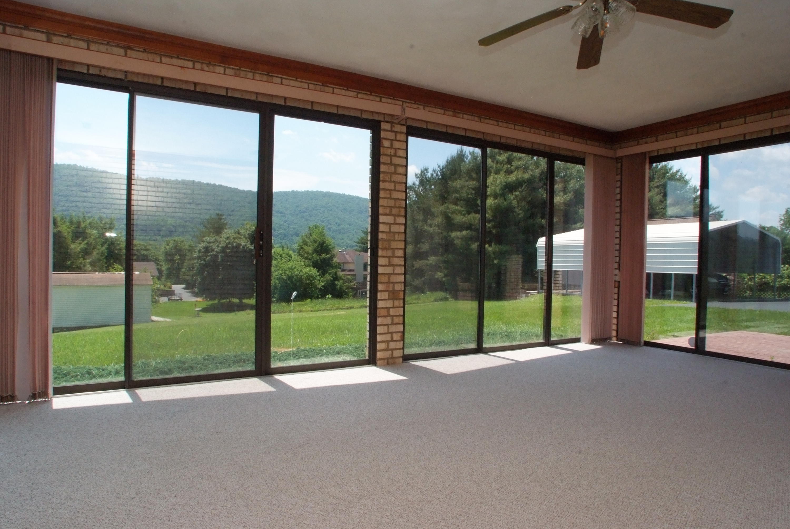 4631 Rte 1094 Roanoke, VA 24012 - Photo 19 of 21 INTERIOR