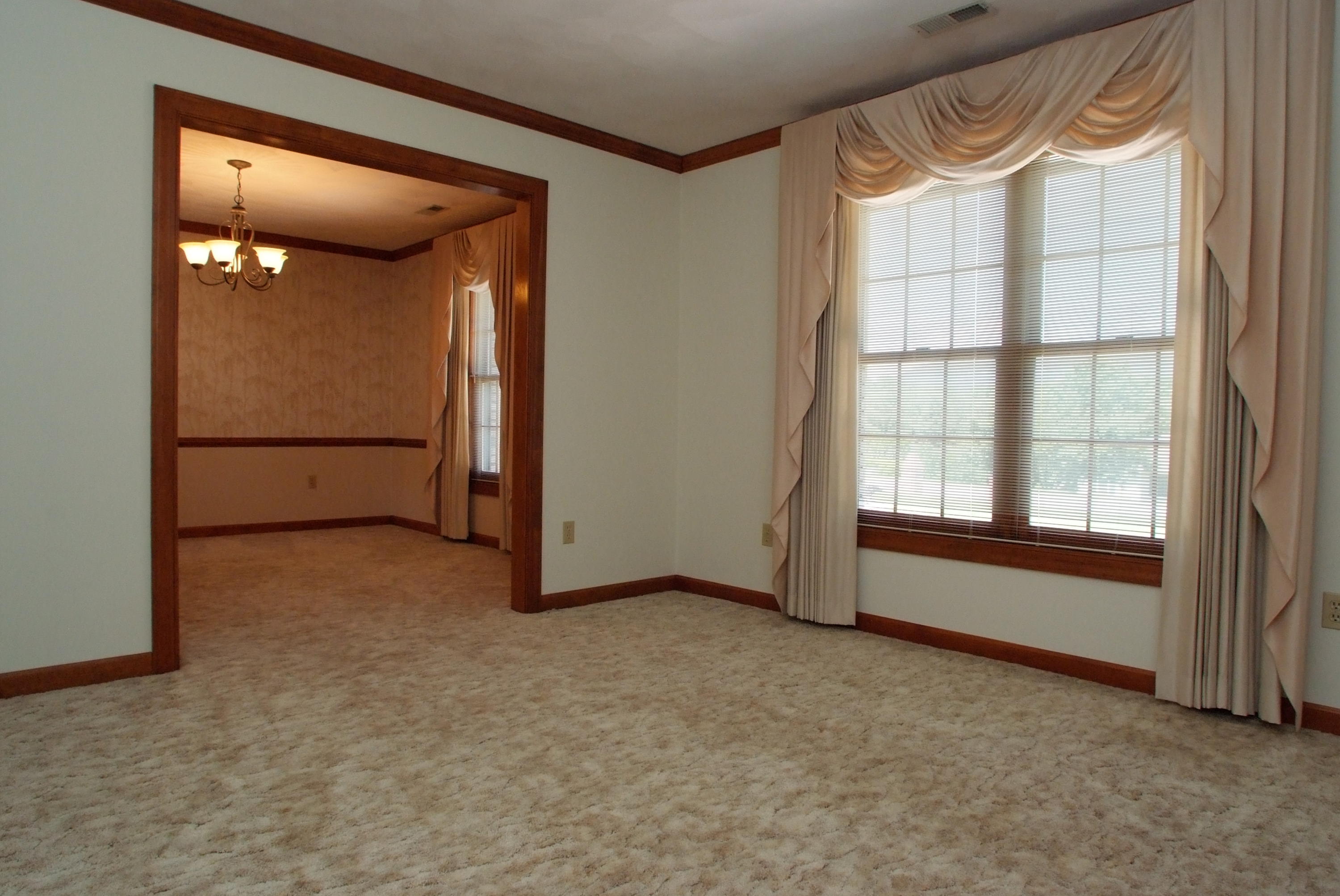 4631 Rte 1094 Roanoke, VA 24012 - Photo 5 of 21 INTERIOR