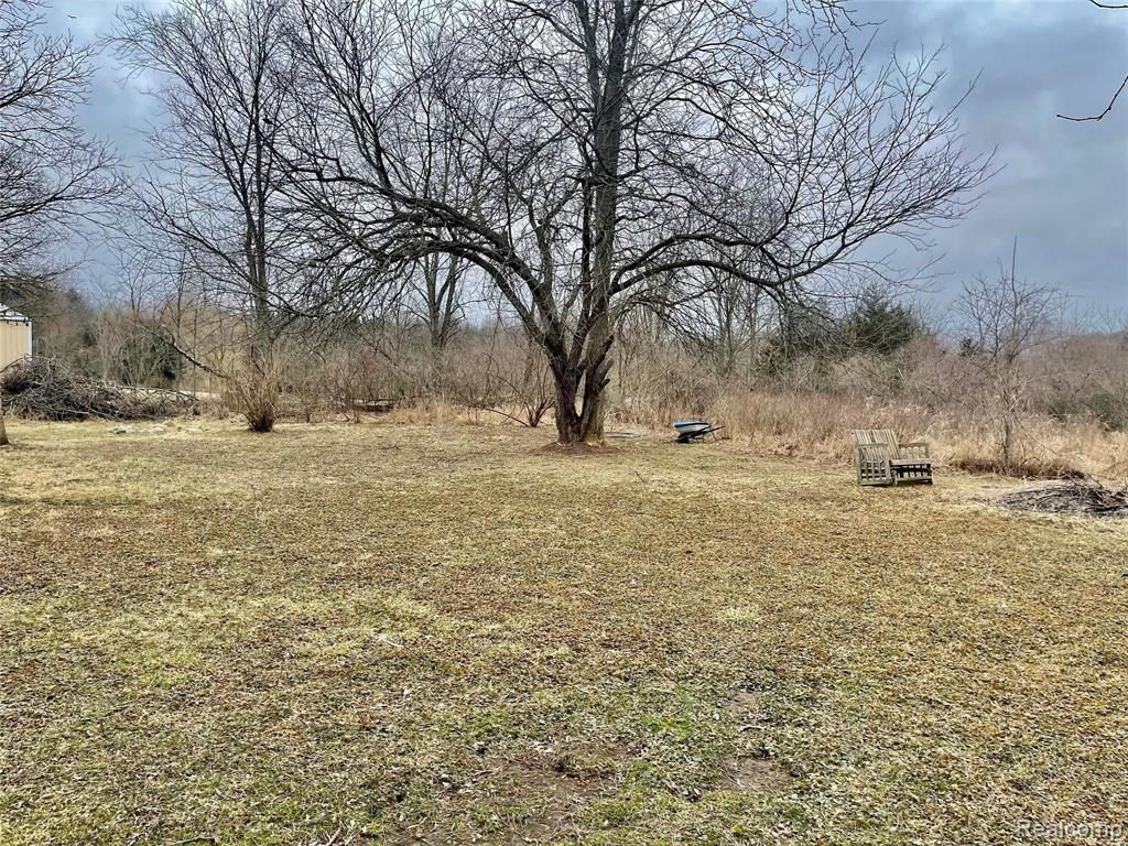 3423 Fisher Road Howell, MI 48855 - Photo 26 of 32