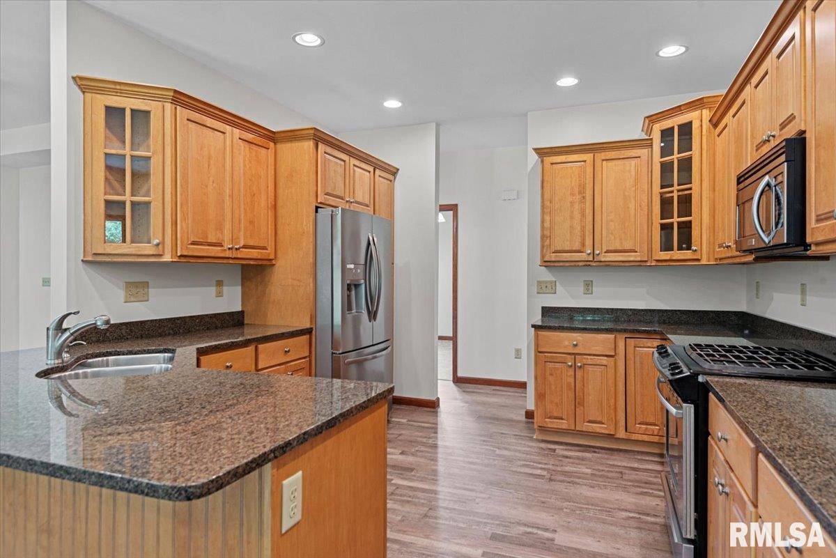 8065 Mechanicsburg Road Springfield, IL 62712 - Photo 14 of 53