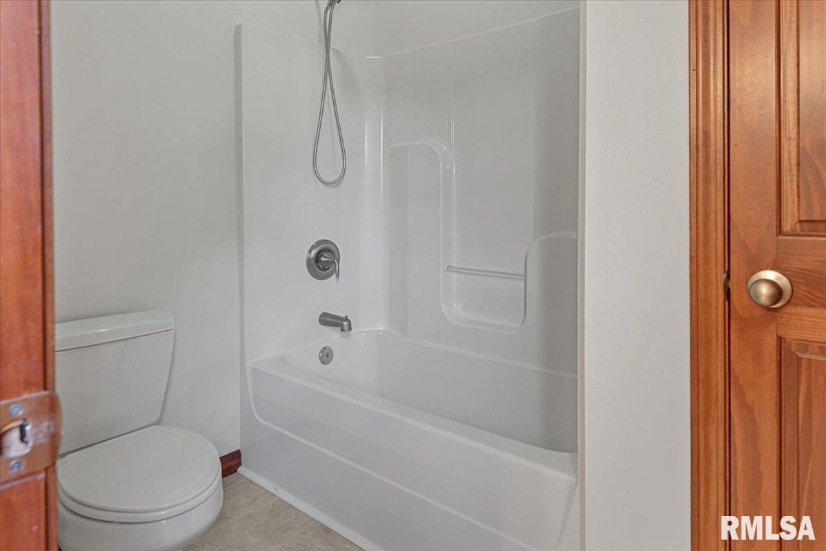 8065 Mechanicsburg Road Springfield, IL 62712 - Photo 32 of 53