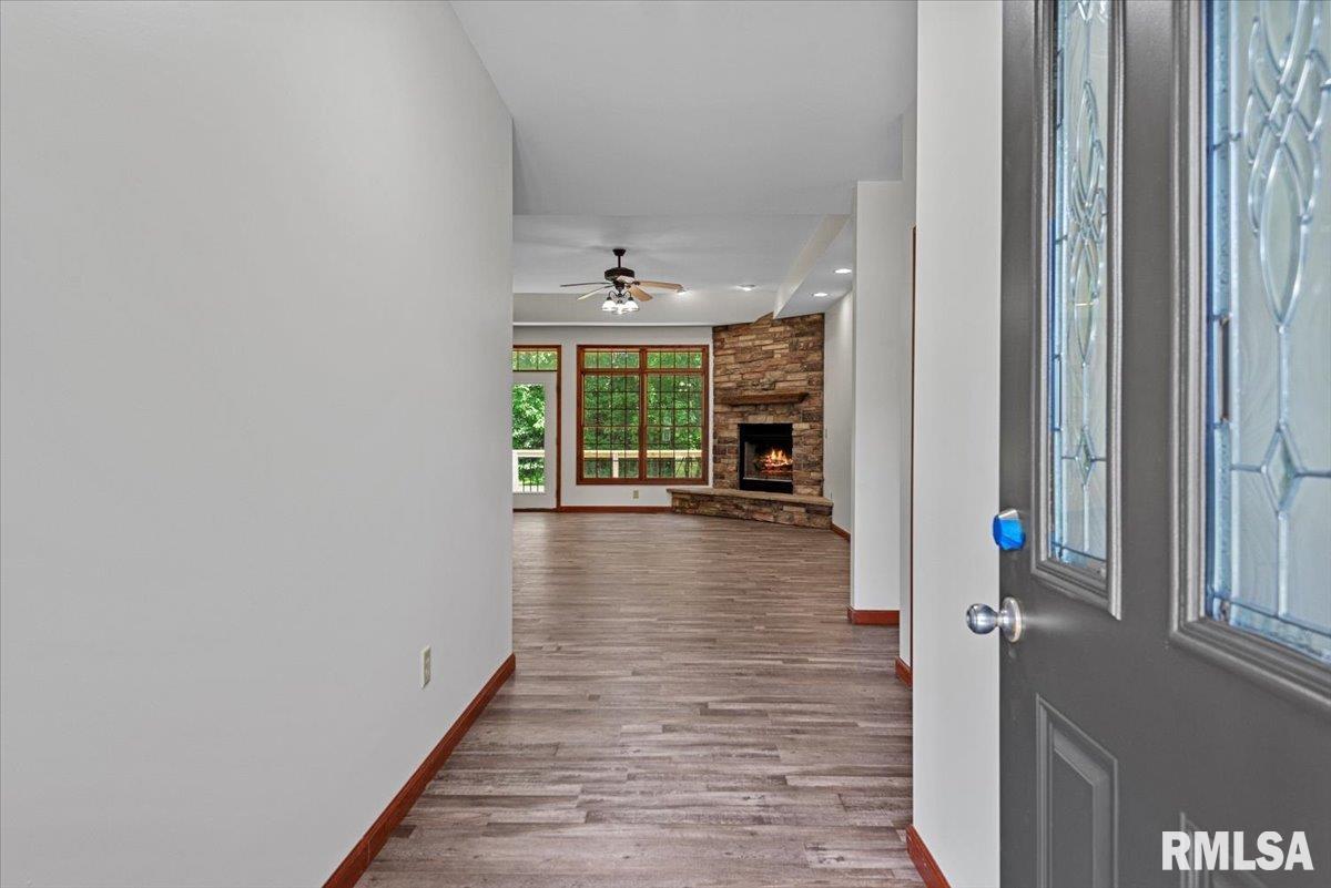 8065 Mechanicsburg Road Springfield, IL 62712 - Photo 6 of 53