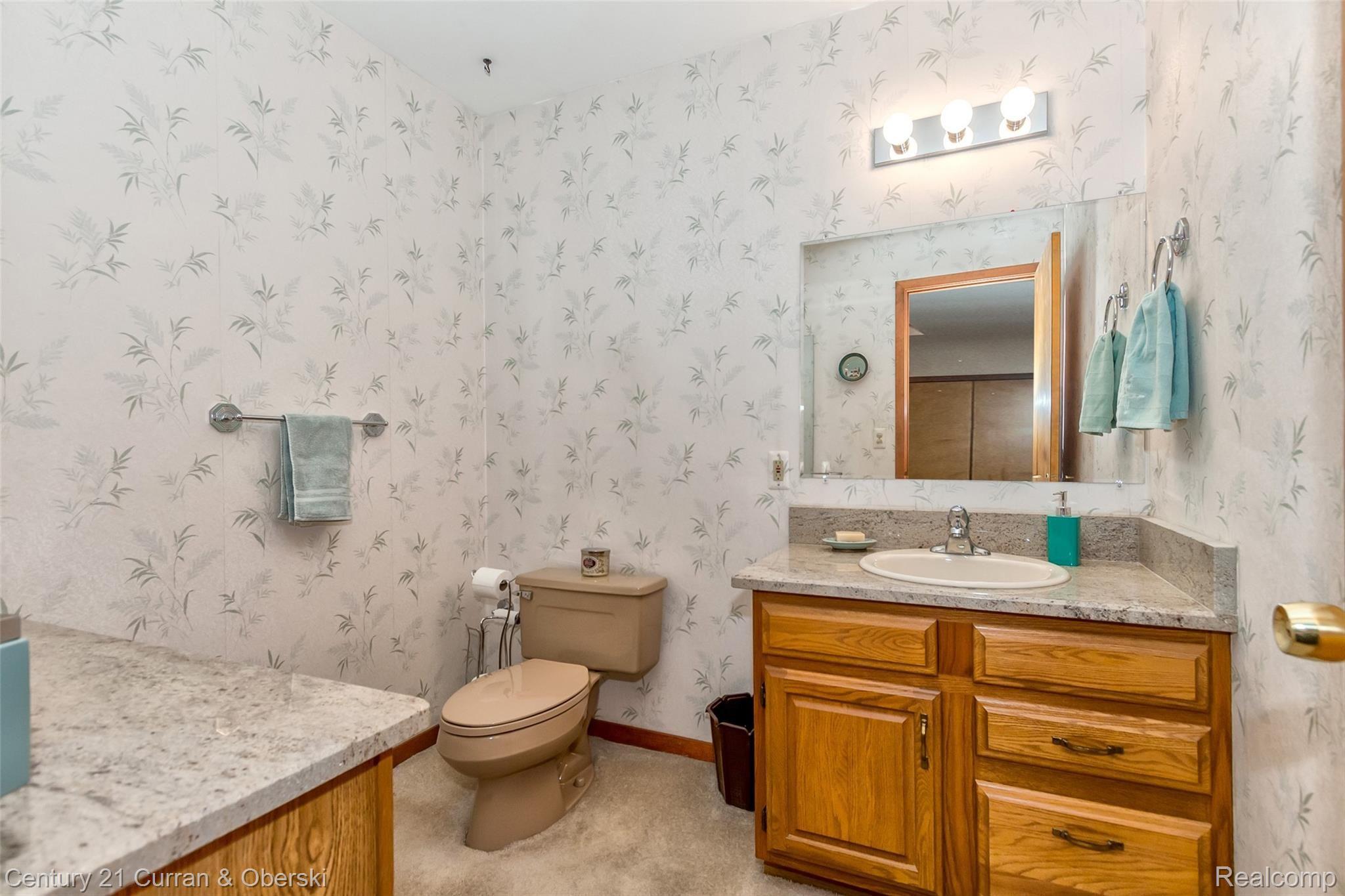 25450 Wixom Road Novi, MI 48374 - Photo 9 of 45 09.jpg