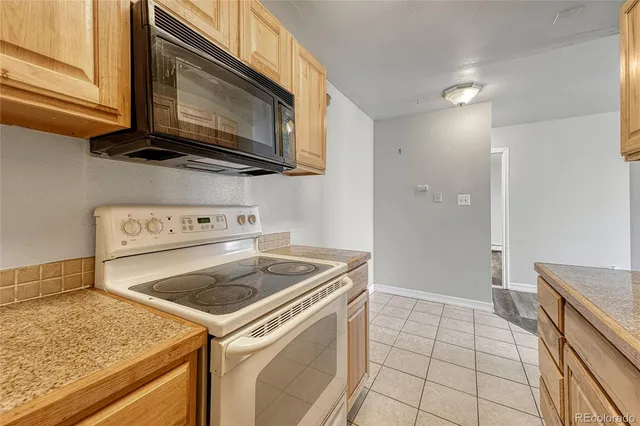 $1,550 | 8330 Zuni Street, Unit 219, Denver, CO 80221