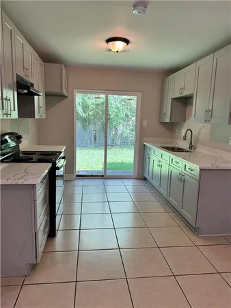 $1,244 | 209 Lenzie Drive, Unit B, Laplace, LA 70068