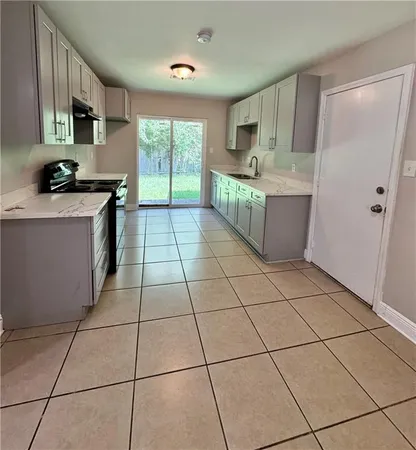 $1,244 | 209 Lenzie Drive, Unit B, Laplace, LA 70068