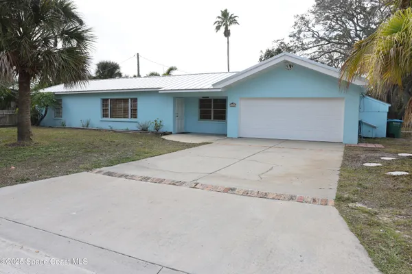 $2,450 | 1100 Pine Street, Melbourne Beach, FL 32951