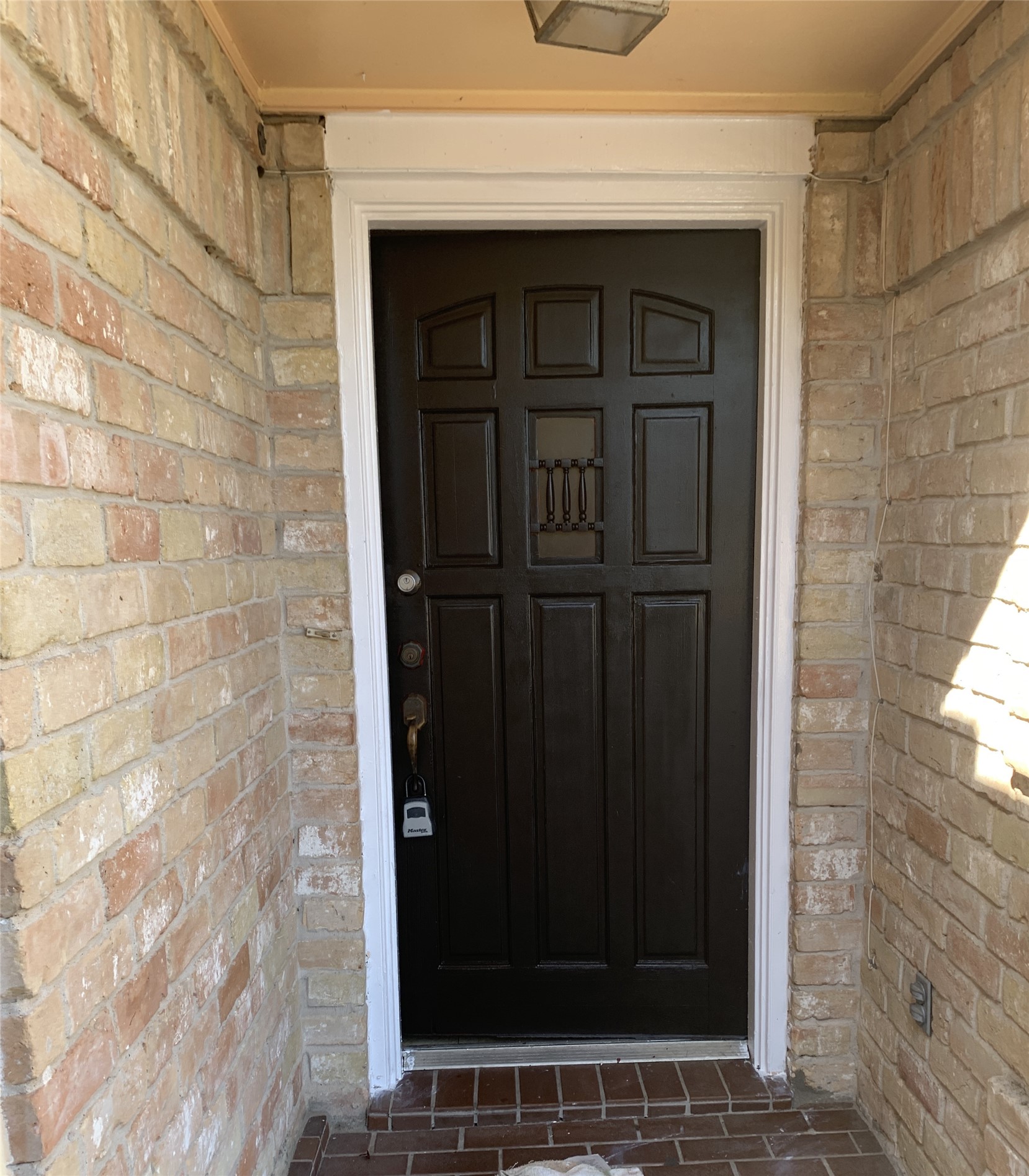 15526 Rio Plaza Drive Houston, TX 77083 - Photo 5 of 36