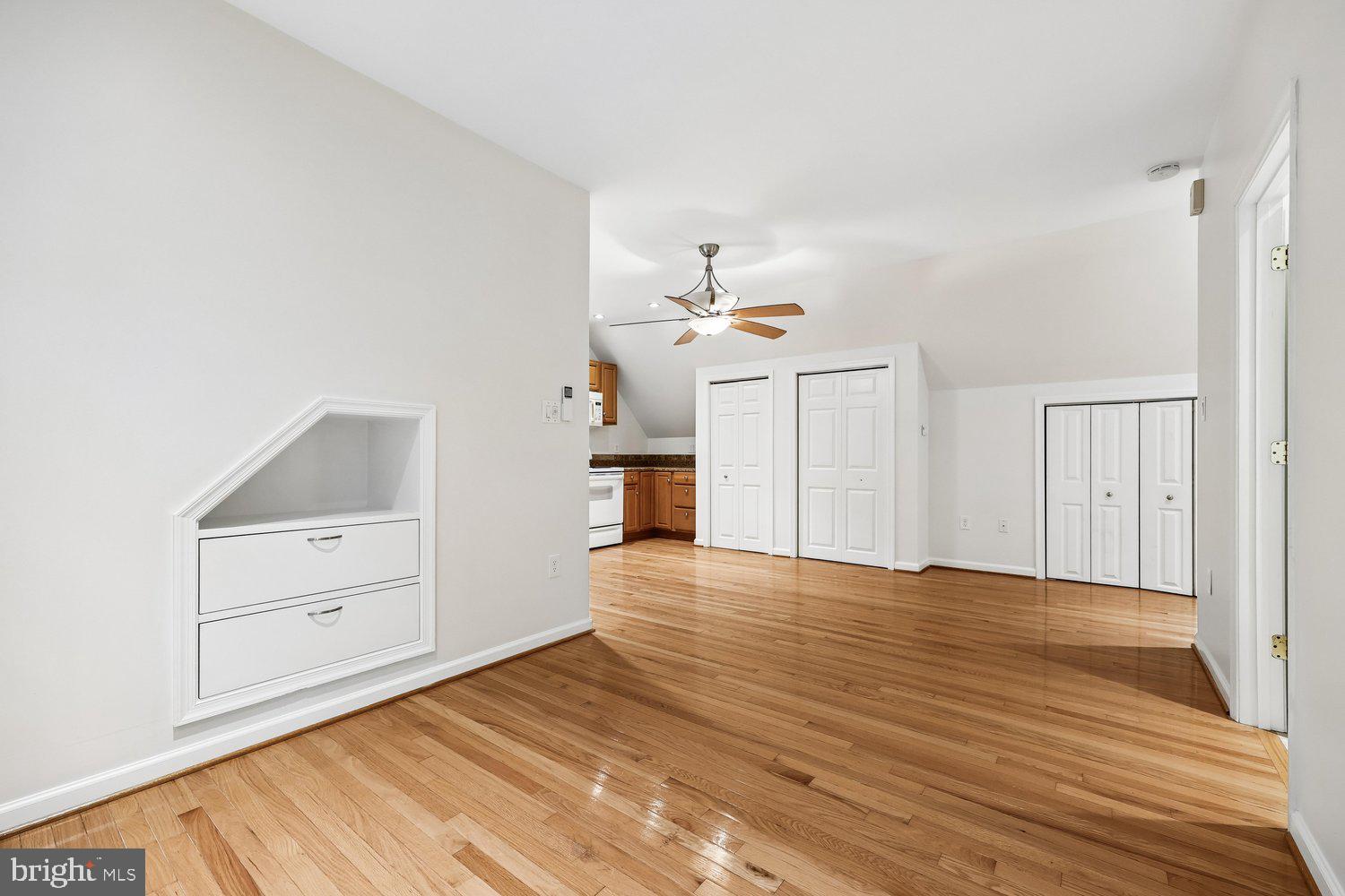 2404 Braddock Road Mount Airy, MD 21771 - Photo 43 of 65 Built-ins and wall of closets