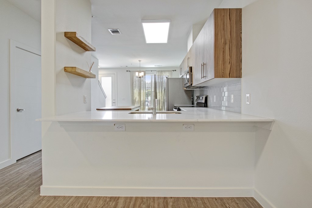 7805 Cooper Lane, Unit 602 Austin, TX 78745 - Photo 9 of 30 a view of a living room with entryway